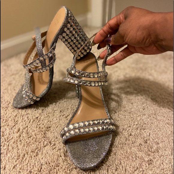 Custom made Silver & Rhinestone block heel 👠 - Picture 2 of 6